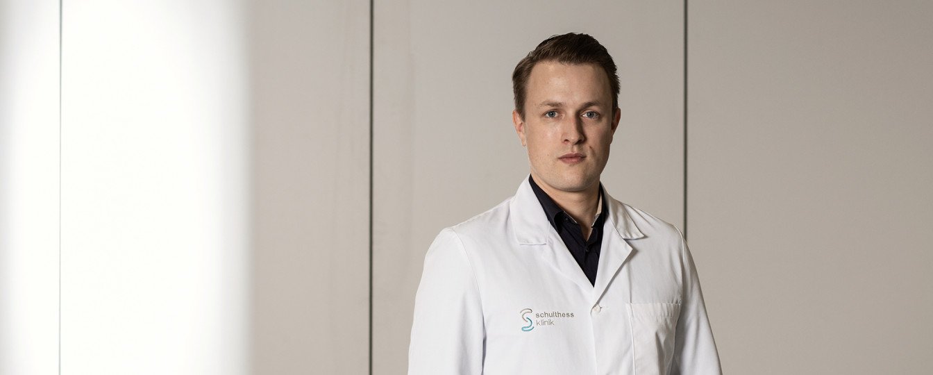 Lukas Schwitter Spezialist Wirbelsäulenchirurgie