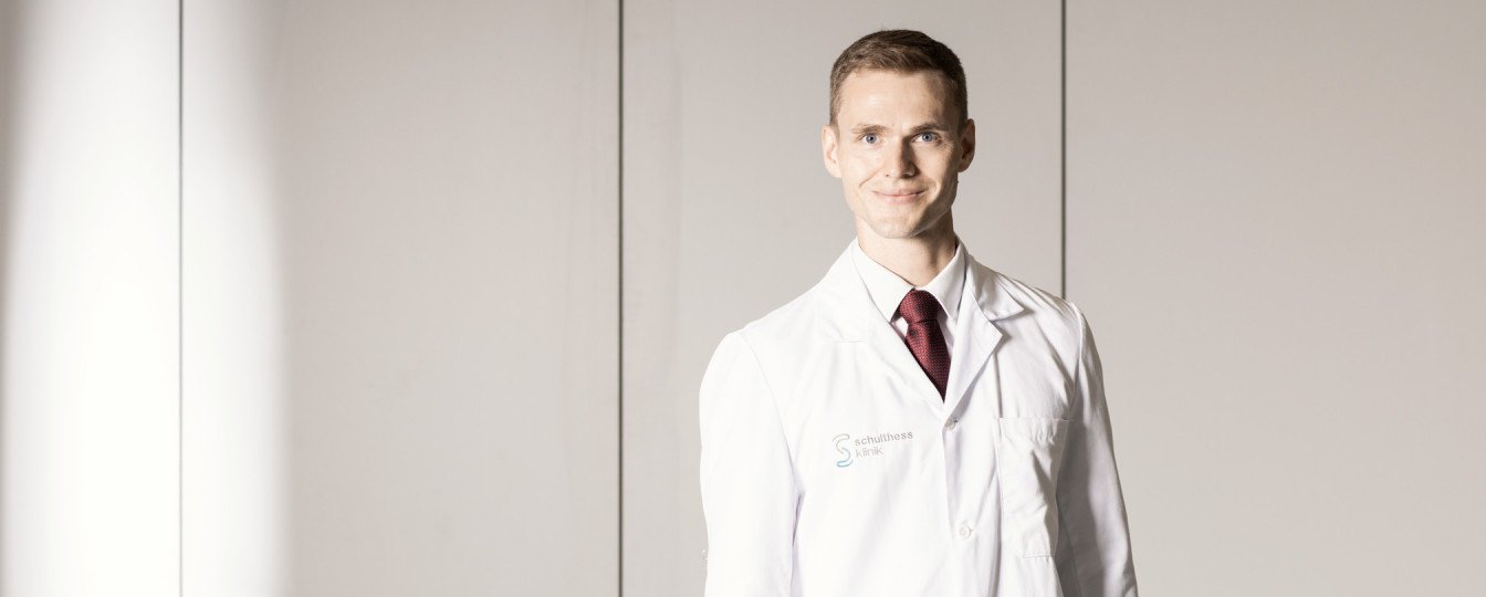 Lukas-Urbanschitz_Spine-Fellow_WS.jpg