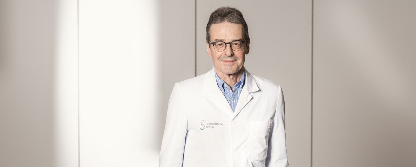 Dr. med. Thomas Guggi Spezialist Kniechirurgie und Hüftchirurgie