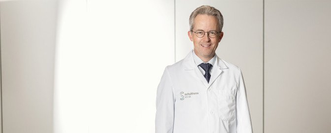 Dr. med. Adrian Forster