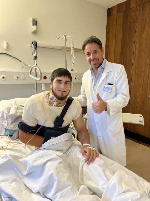 Akhmed Tazhudinov und Prof. Dr. med. Markus Scheibel