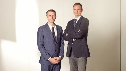 Abbildung beider neuer Chefärzte Prof. Dr. med. Markus Loibl und PD Dr. med. Tamás Fekete