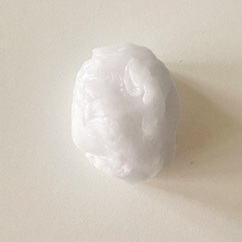 Paraffin auf einem Tisch