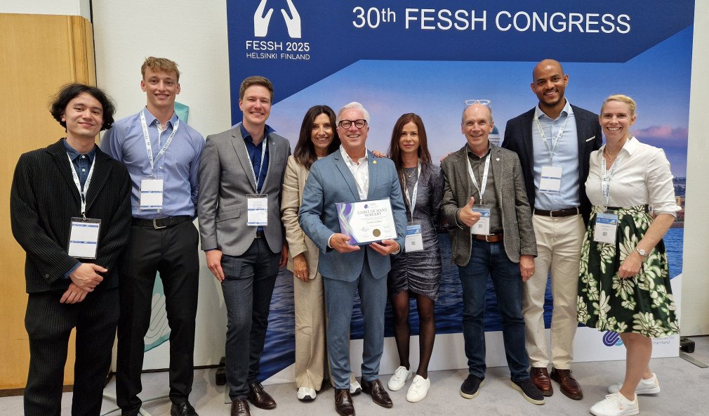 Das Team der Handchirurgie und Wissenschaft beim FESSH Kongress in Helsinki.
