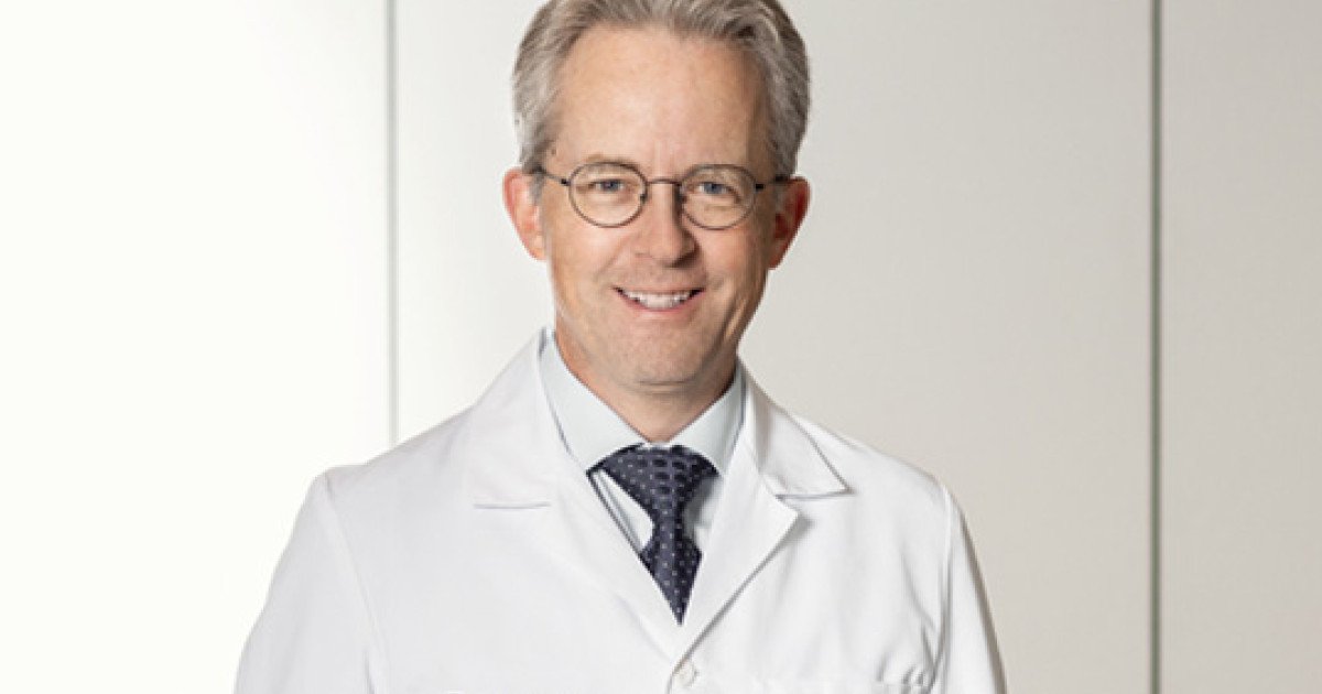Dr. med. Adrian Forster | Schulthess Klinik