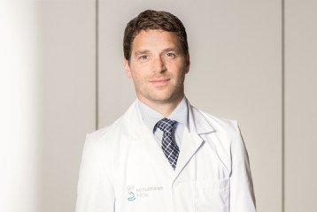Dr. med. Gregor Baumann Spezialist Knie